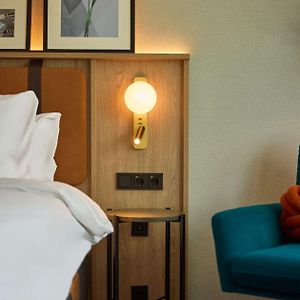 Suite met Rolstoeltoegankelijkheid met een King Size Bed